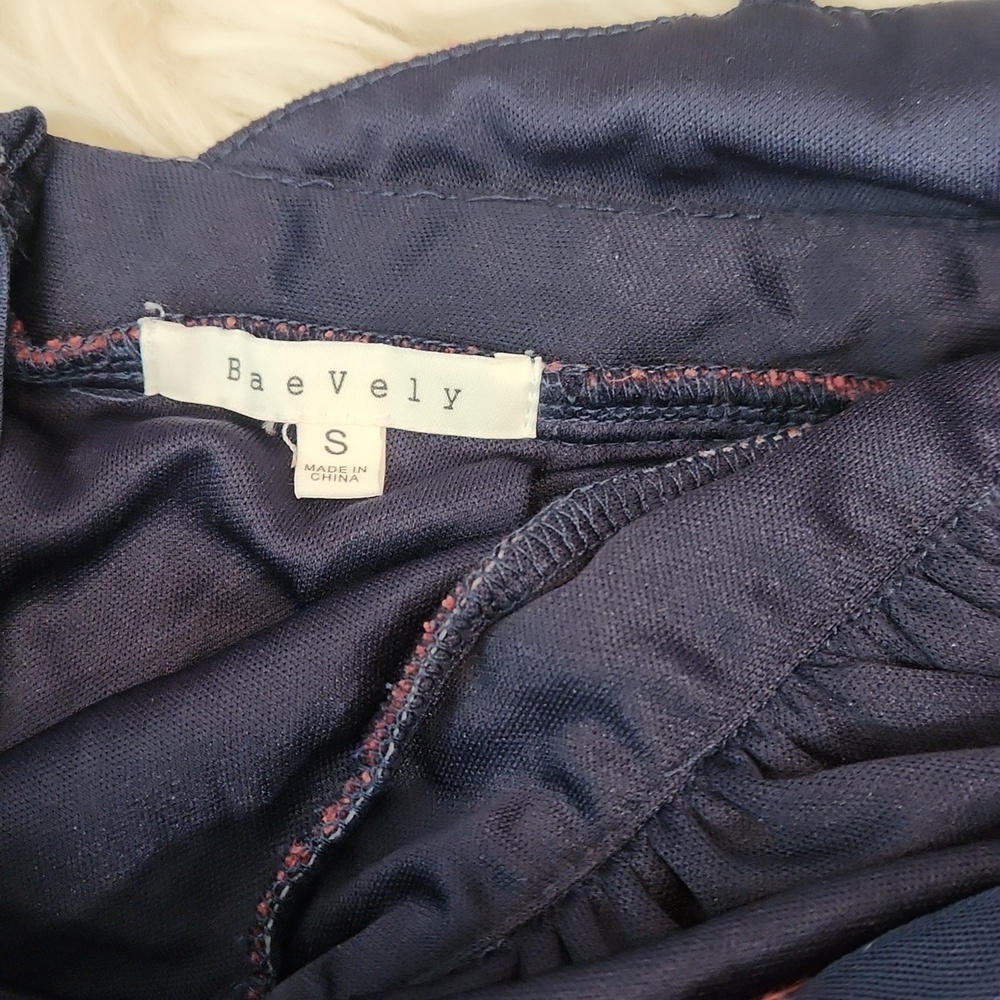 BarVely Lace Empire Waist Embroidered Maxi Dress - Picture 5 of 8
